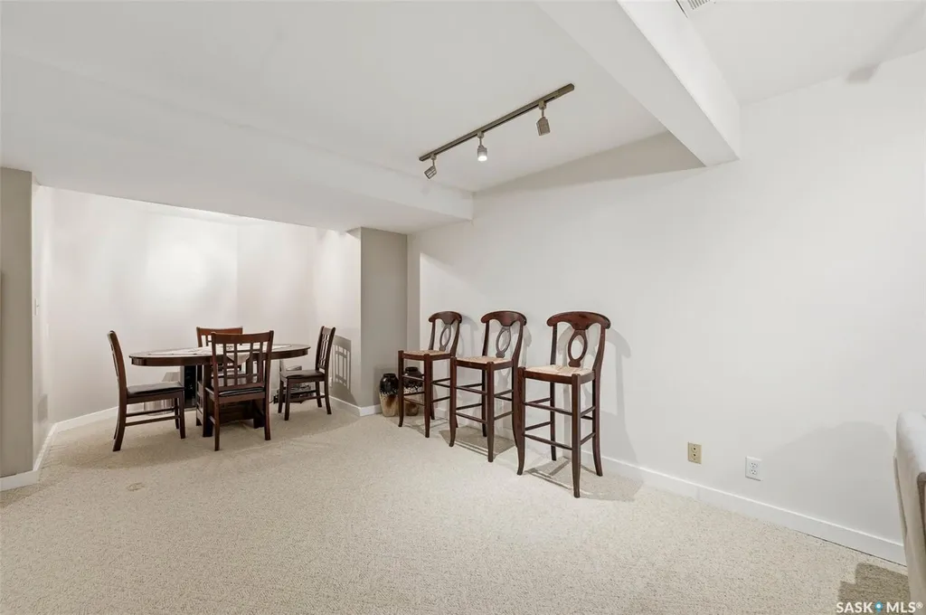 331 Steiger Way Saskatoon SK S7N 4K2