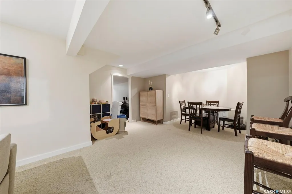 331 Steiger Way Saskatoon SK S7N 4K2