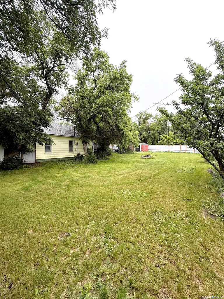 172 4th Street E Shaunavon SK S0N 2M0