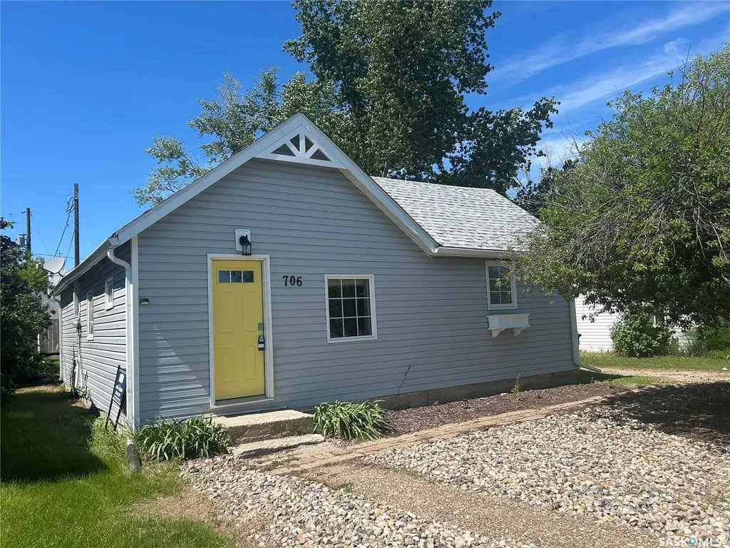 706 Norfolk Avenue Chamberlain SK S0G 0R0