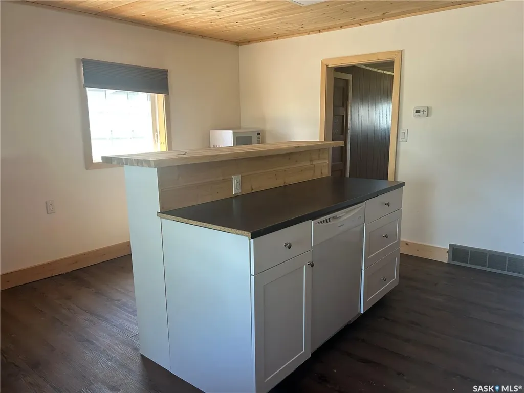 706 Norfolk Avenue Chamberlain SK S0G 0R0