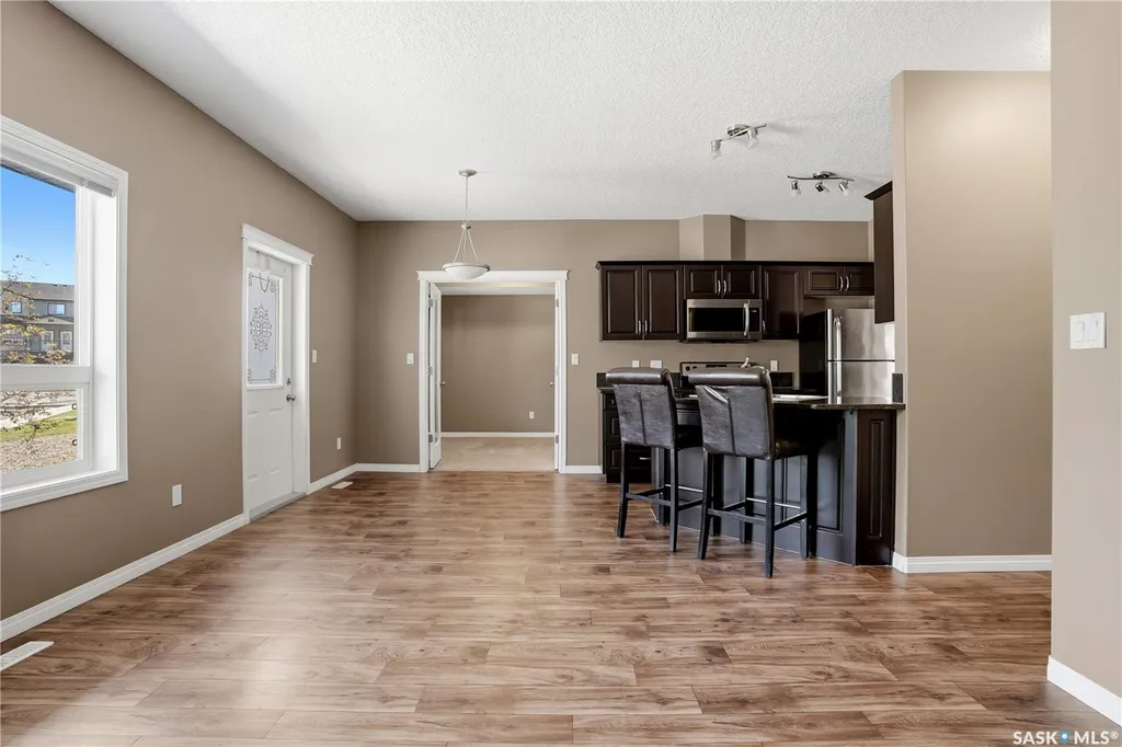 3814 Dewdney Avenue E Regina SK S4Z 0A6