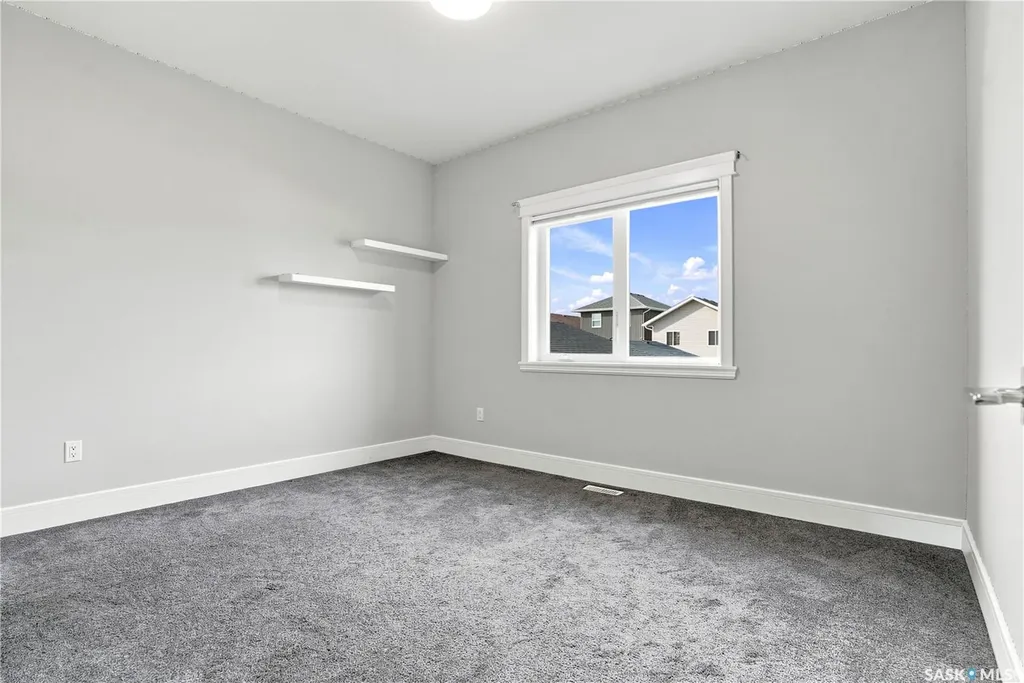 670 Fast Crescent Saskatoon SK S7W 0X1