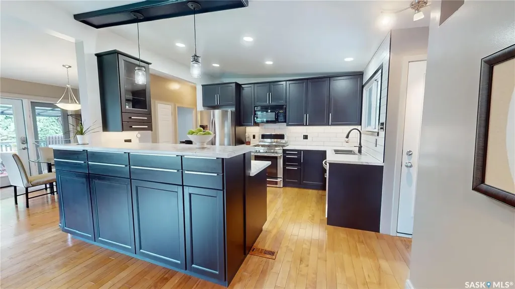 1801 Wilson Crescent Saskatoon SK S7J 2N8