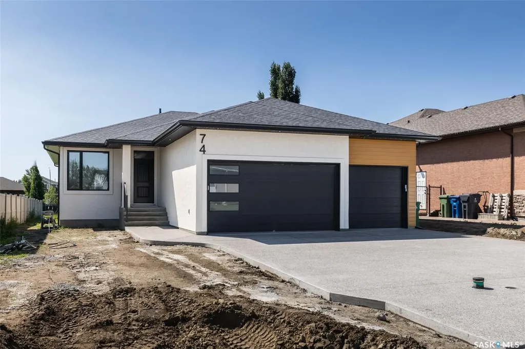 74 Emerald Ridge E White City SK S4L 0A8
