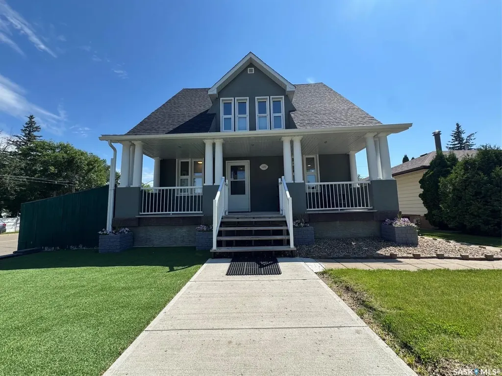 1492 98th Street North Battleford SK S9A 0M4