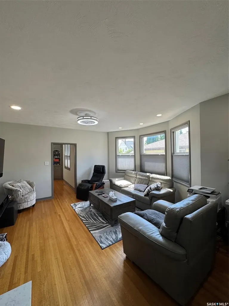 1492 98th Street North Battleford SK S9A 0M4