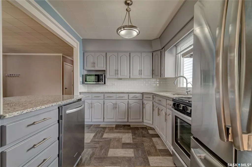 2923 Quinn Drive Regina SK S4P 2W2
