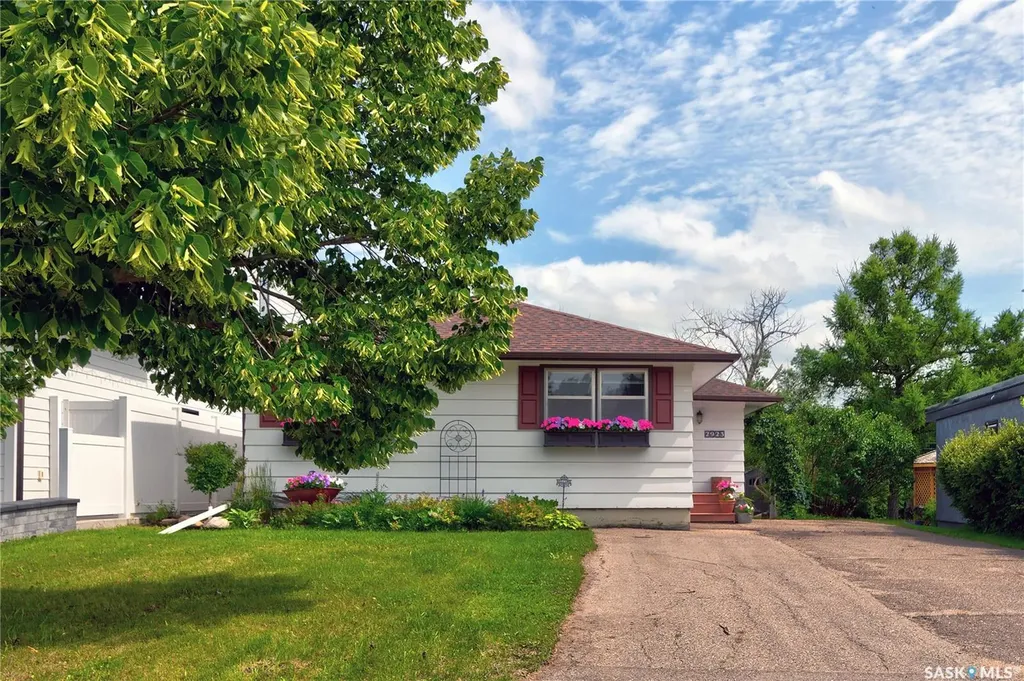 2923 Quinn Drive Regina SK S4P 2W2