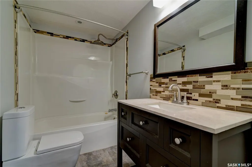 2923 Quinn Drive Regina SK S4P 2W2