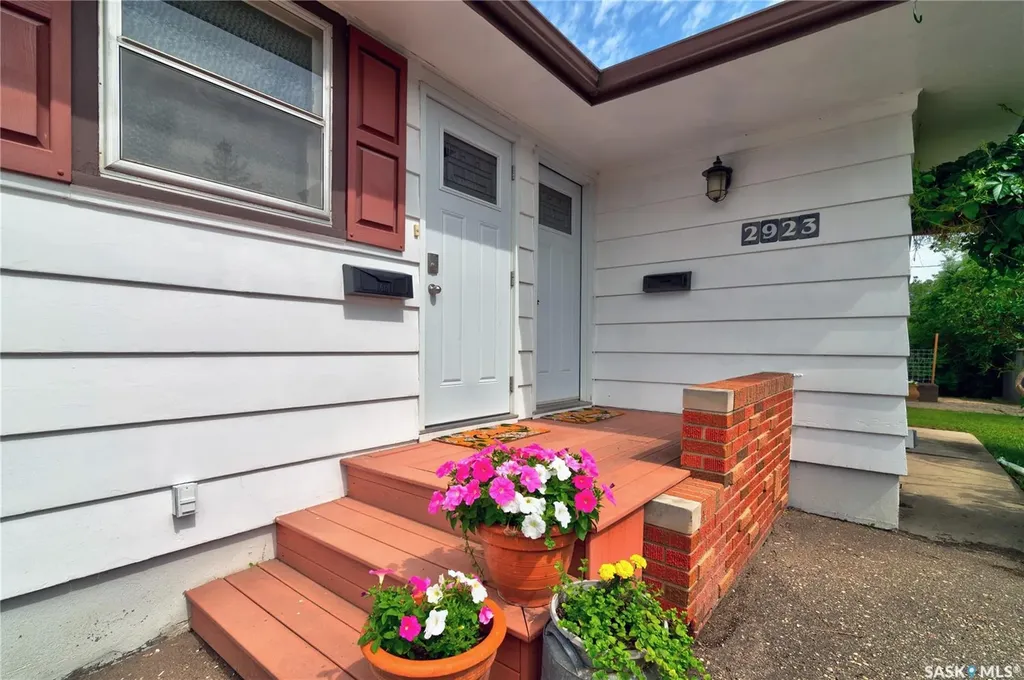 2923 Quinn Drive Regina SK S4P 2W2