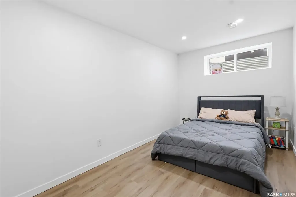 421 Germain Manor Saskatoon SK S7V 0V1