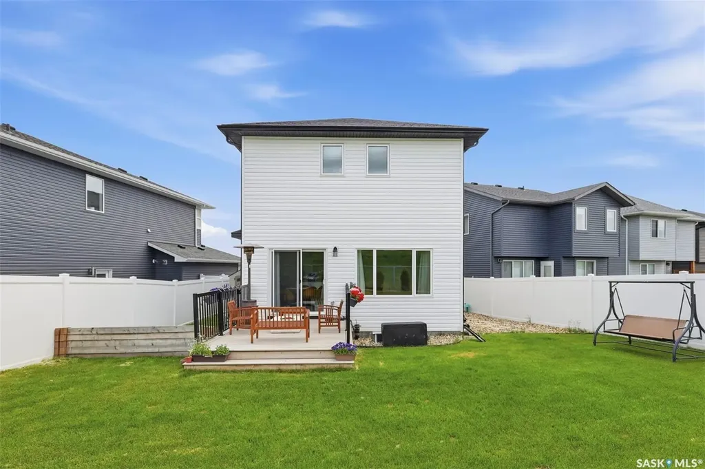 421 Germain Manor Saskatoon SK S7V 0V1