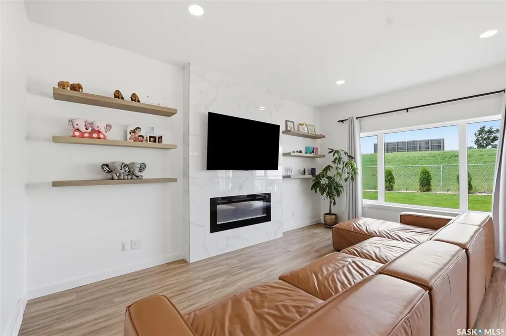 421 Germain Manor Saskatoon SK S7V 0V1