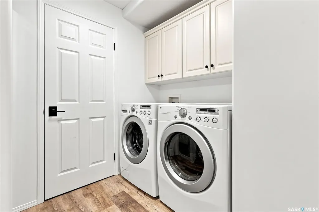 605 Perehudoff Crescent Saskatoon SK S7N 4N7