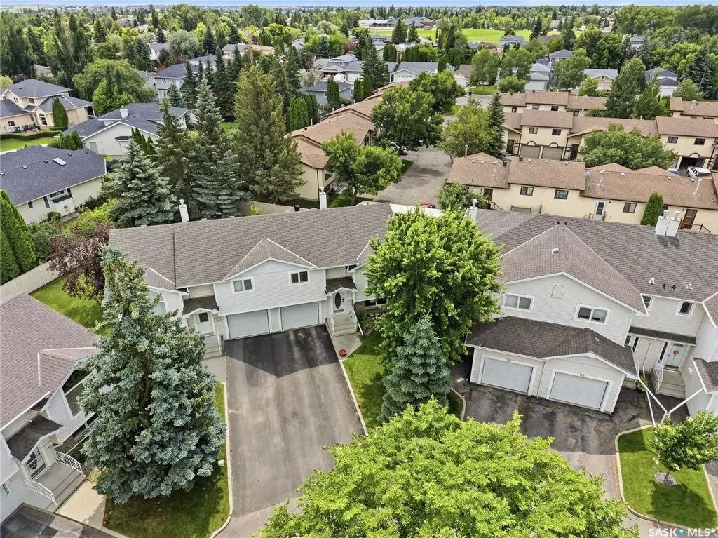 605 Perehudoff Crescent Saskatoon SK S7N 4N7