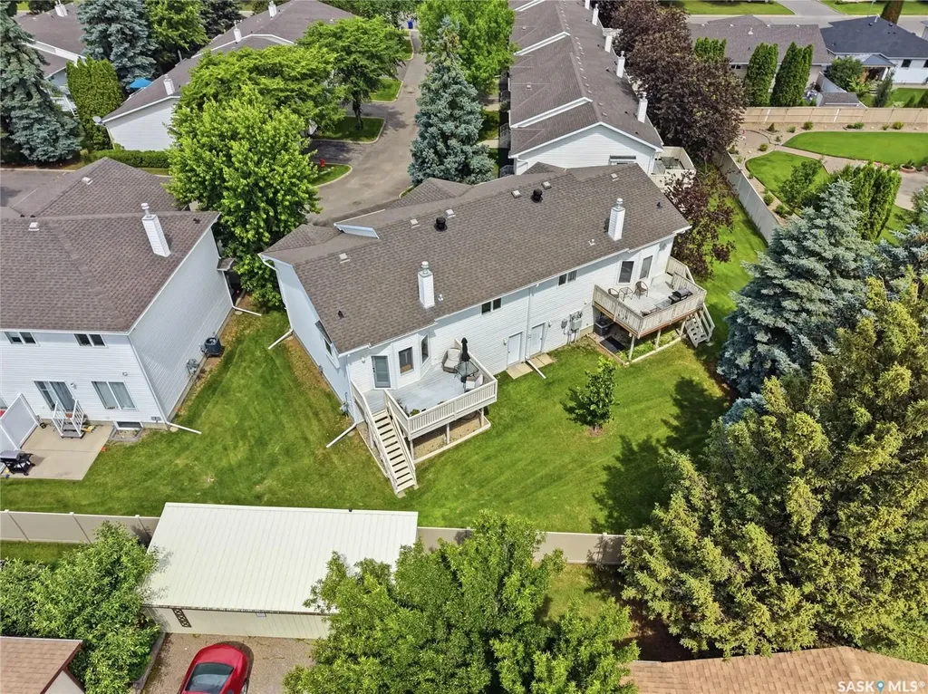 605 Perehudoff Crescent Saskatoon SK S7N 4N7