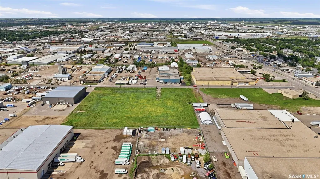 625 10th Avenue E Regina SK S4N 6G7