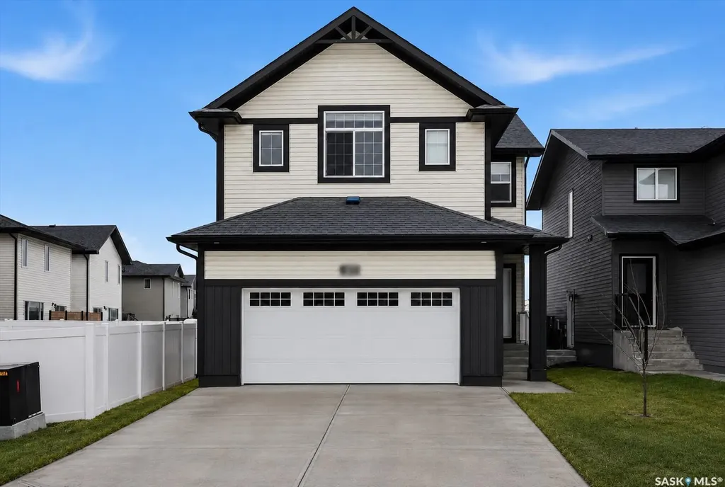 571 Cockcroft Court Saskatoon SK S7V 1Y8