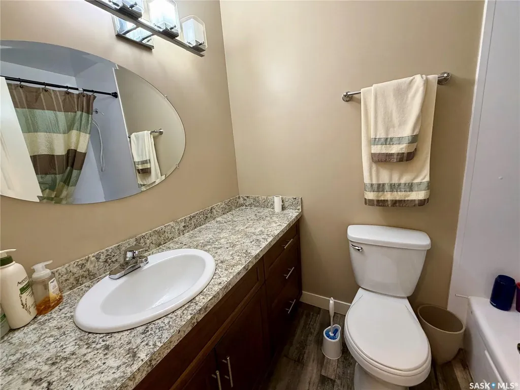 1110 Hastings Street Moose Jaw SK S6H 5R9