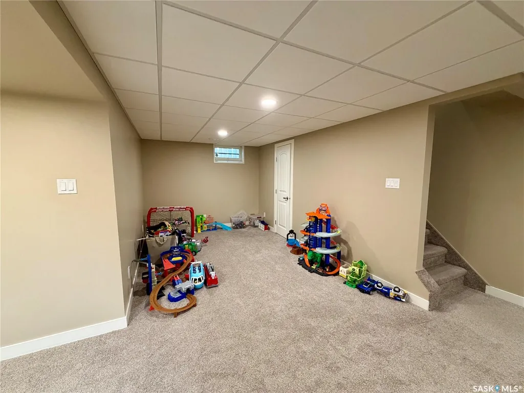 1110 Hastings Street Moose Jaw SK S6H 5R9
