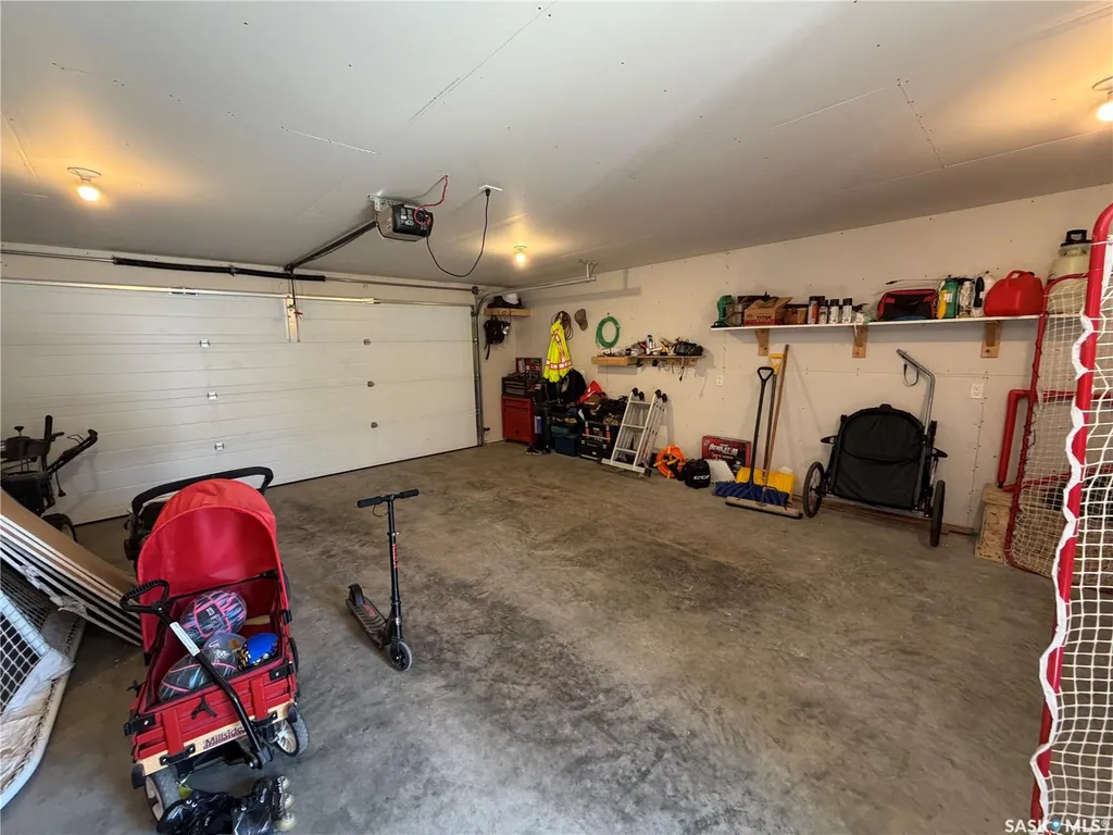 1110 Hastings Street Moose Jaw SK S6H 5R9