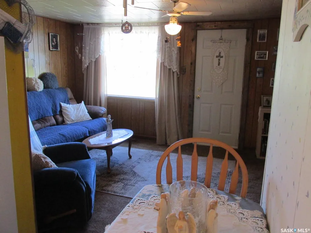 604 Railway Avenue W Nipawin SK S0E 1E0