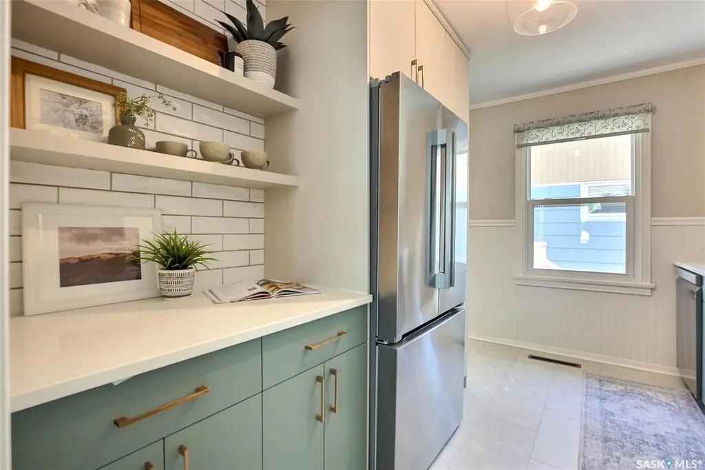 2802 Mctavish Street Regina SK S4S 2C4