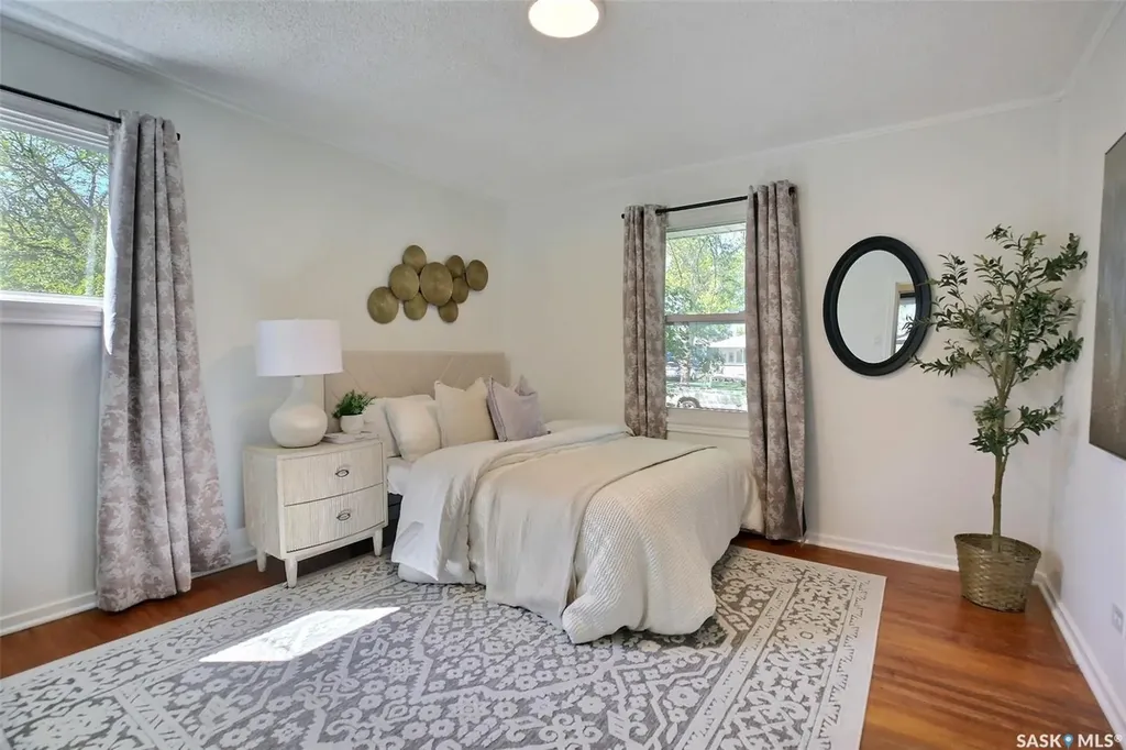 2802 Mctavish Street Regina SK S4S 2C4