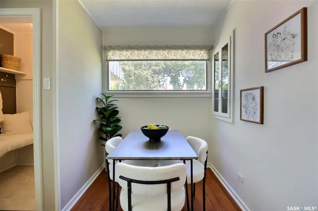 2802 Mctavish Street Regina SK S4S 2C4
