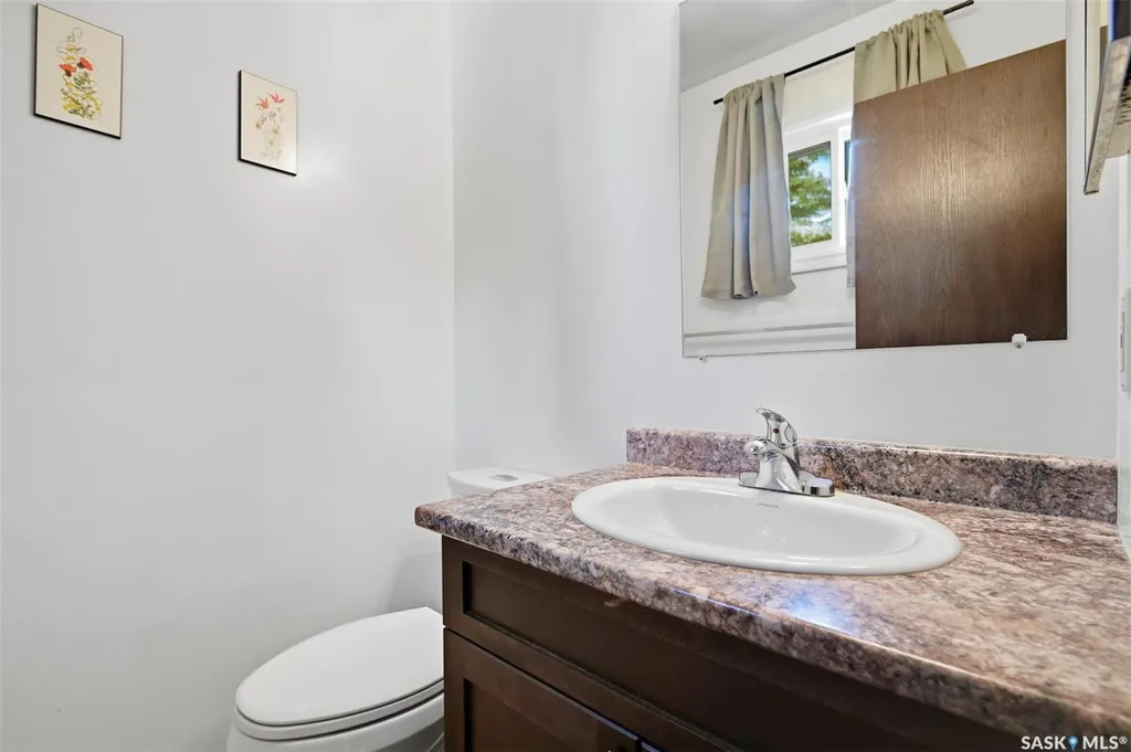 530 Wathaman Crescent Saskatoon SK S7K 4P9