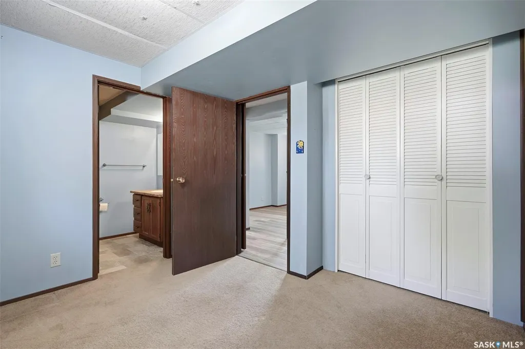 530 Wathaman Crescent Saskatoon SK S7K 4P9
