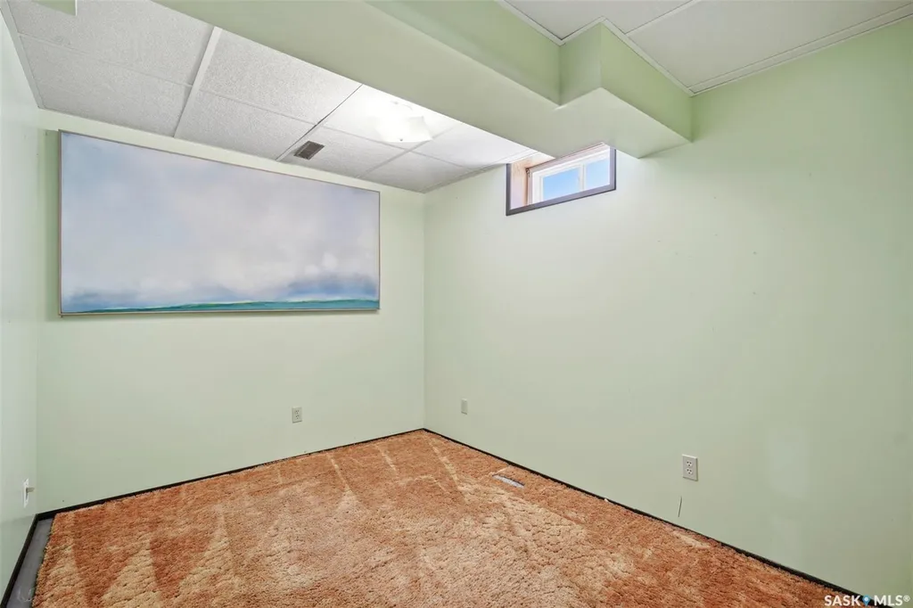 530 Wathaman Crescent Saskatoon SK S7K 4P9