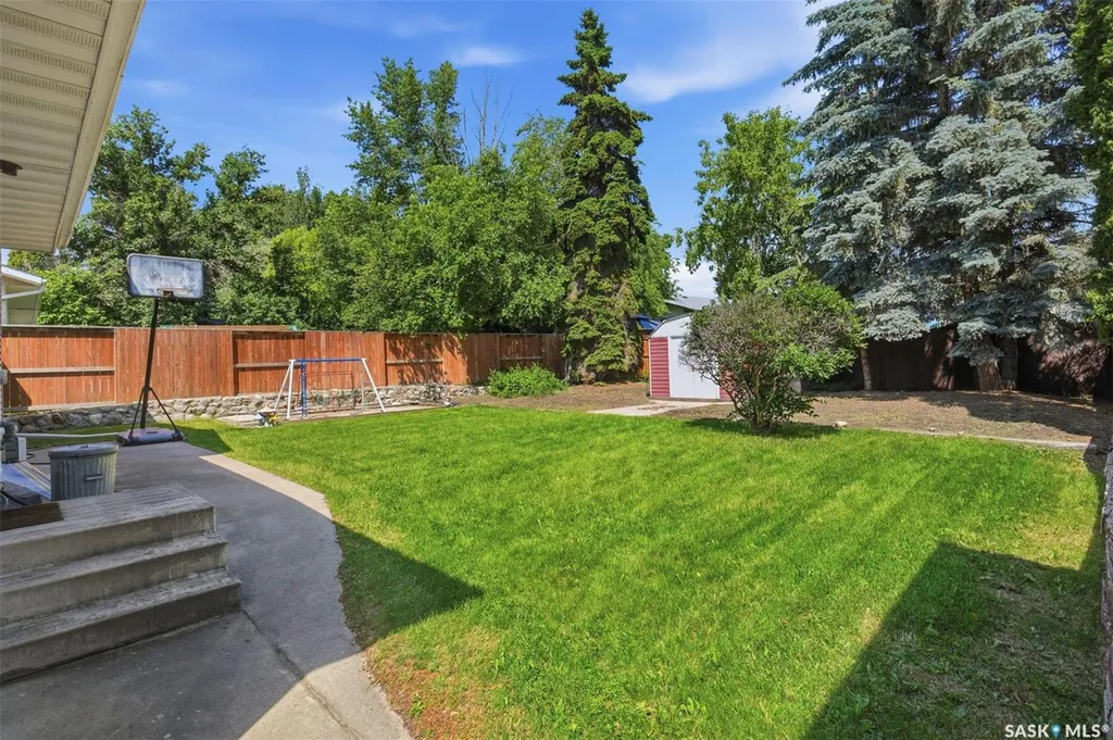 530 Wathaman Crescent Saskatoon SK S7K 4P9