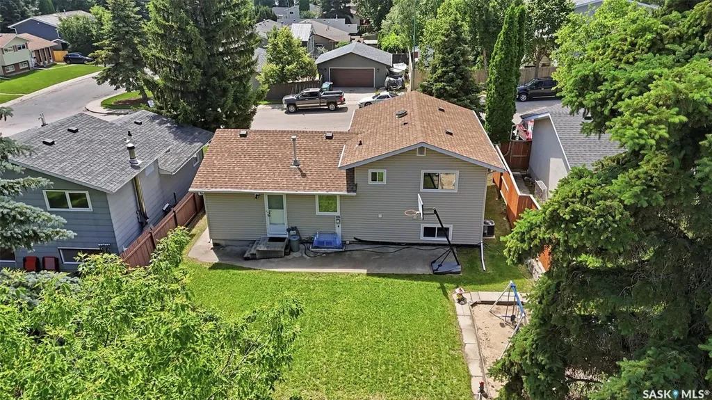 530 Wathaman Crescent Saskatoon SK S7K 4P9