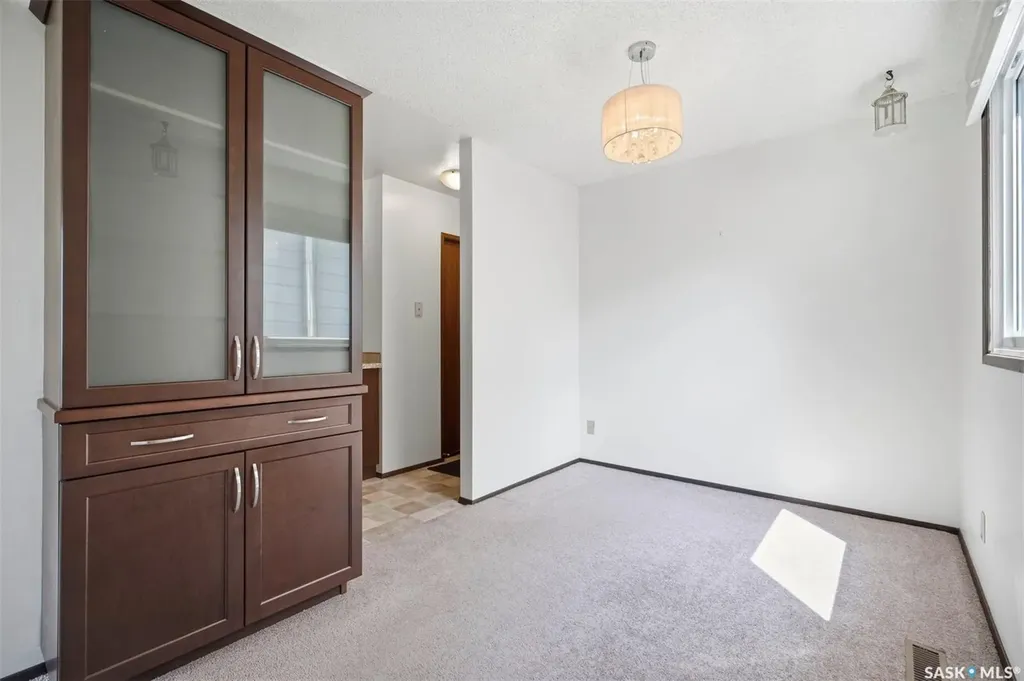 530 Wathaman Crescent Saskatoon SK S7K 4P9