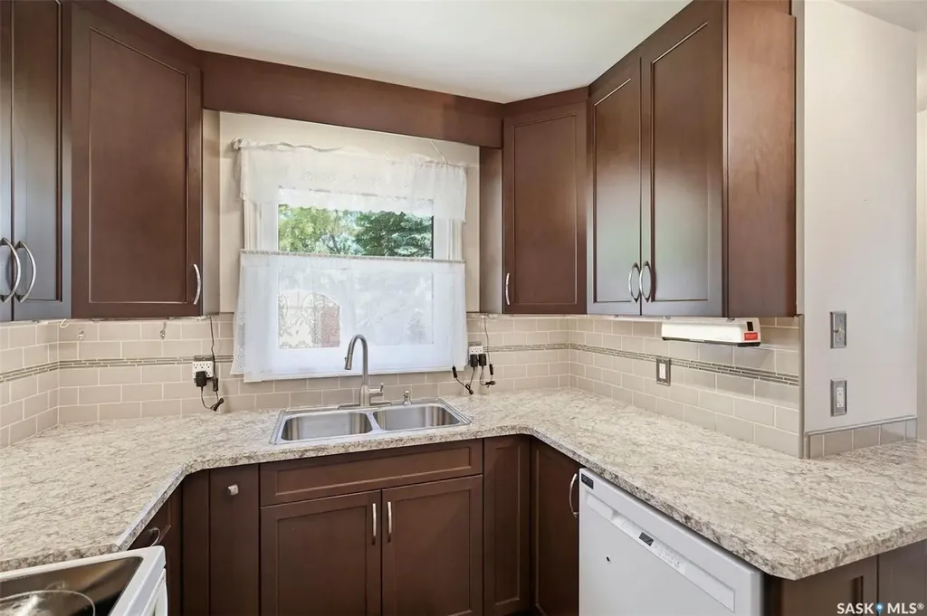 530 Wathaman Crescent Saskatoon SK S7K 4P9