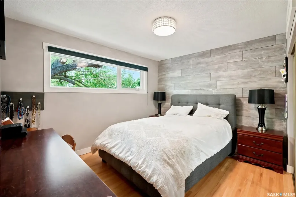52 Tucker Crescent Saskatoon SK S7H 3H5