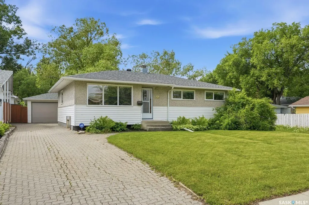 52 Tucker Crescent Saskatoon SK S7H 3H5