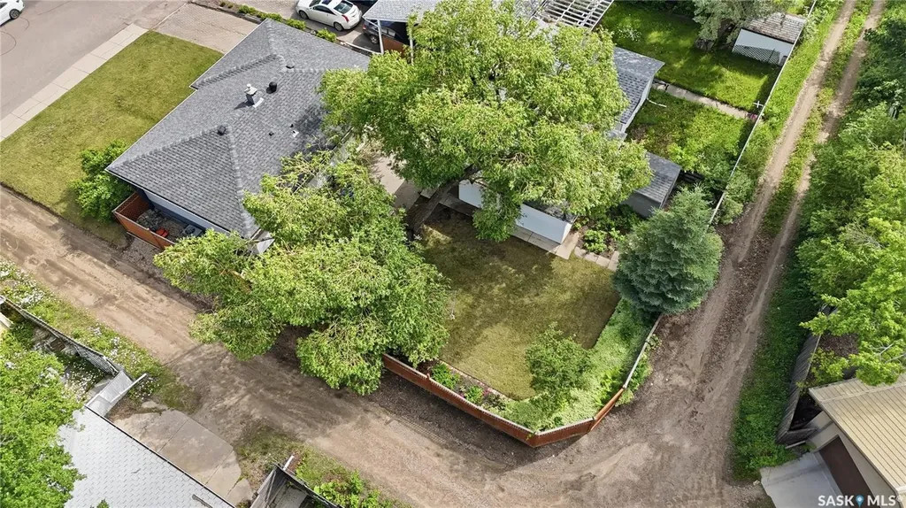 52 Tucker Crescent Saskatoon SK S7H 3H5