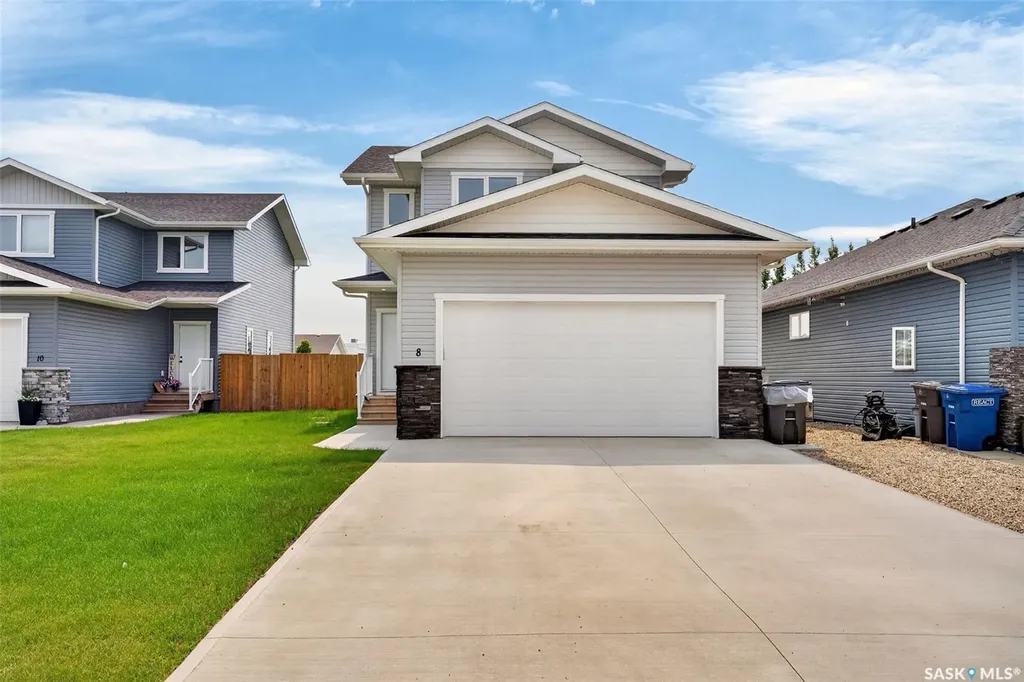8 Aspen Place Humboldt SK S0K 2A0