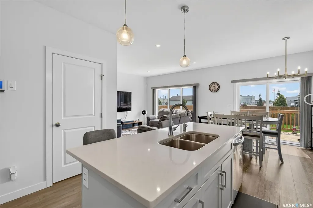 8 Aspen Place Humboldt SK S0K 2A0