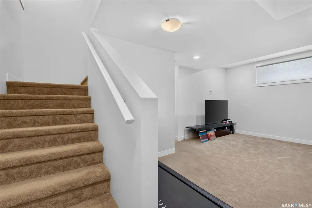 8 Aspen Place Humboldt SK S0K 2A0