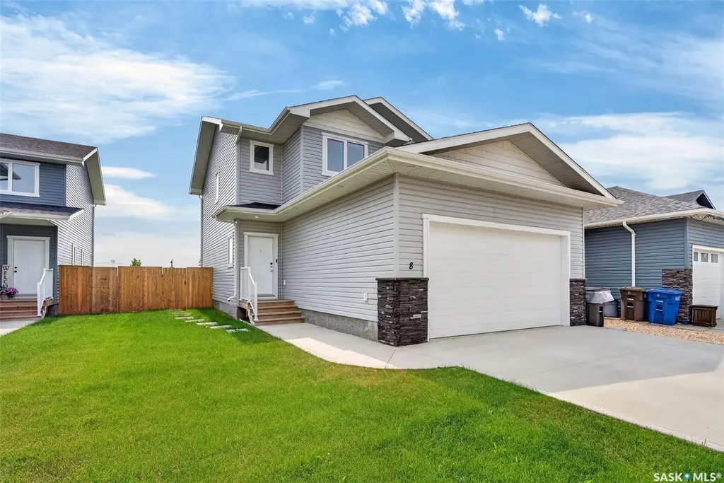 8 Aspen Place Humboldt SK S0K 2A0