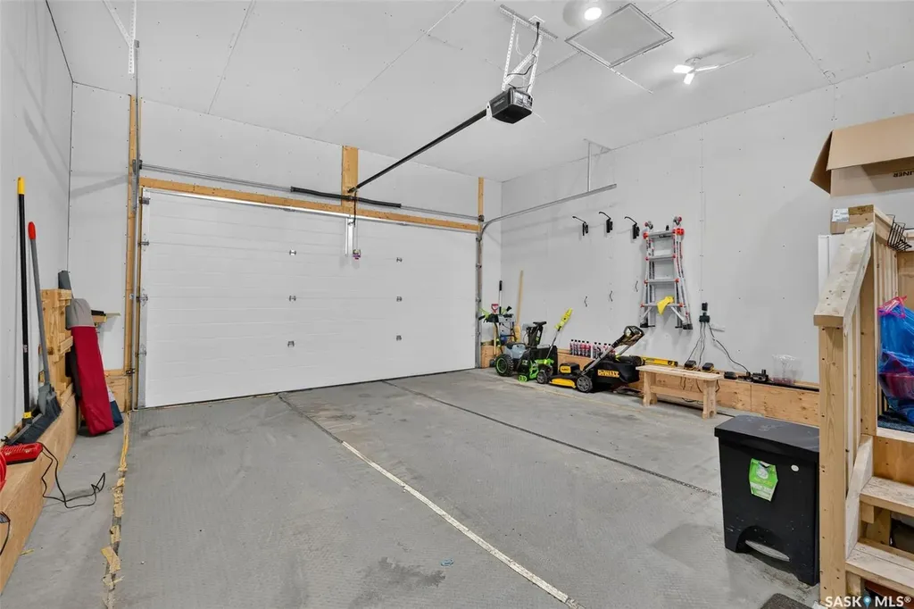 8 Aspen Place Humboldt SK S0K 2A0