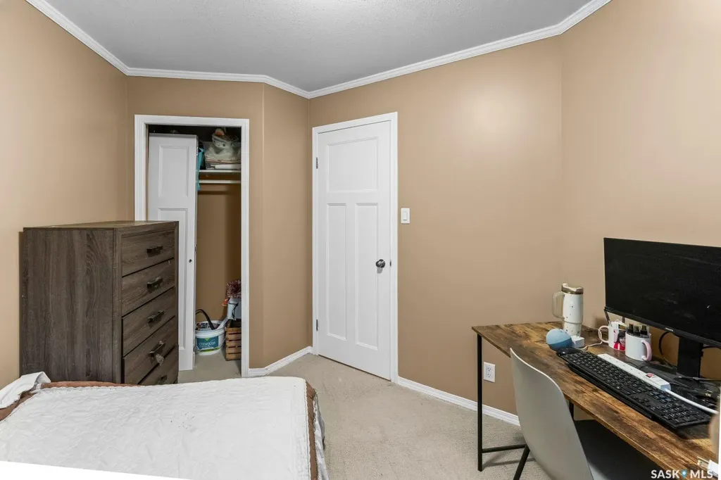 715 Hart Road Saskatoon SK S7M 3Y8