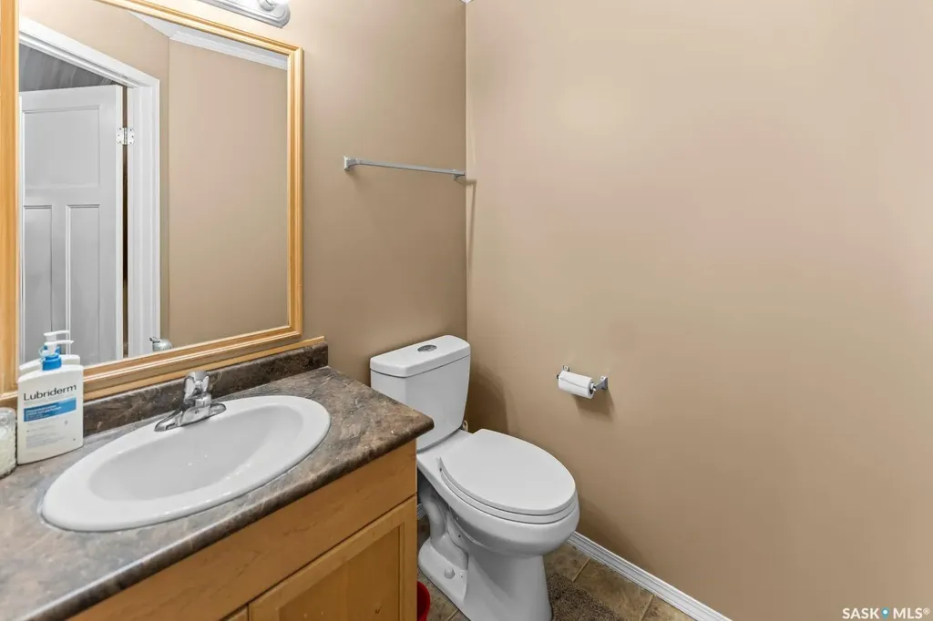 715 Hart Road Saskatoon SK S7M 3Y8