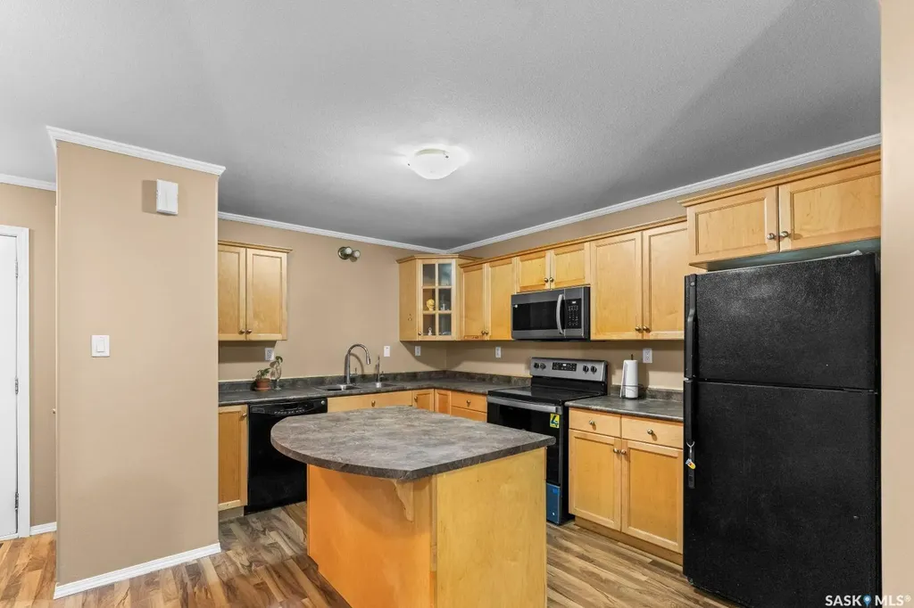 715 Hart Road Saskatoon SK S7M 3Y8