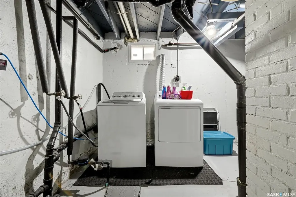 2802 Montague Street Regina SK S4S 1Z2