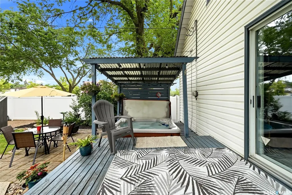 2802 Montague Street Regina SK S4S 1Z2